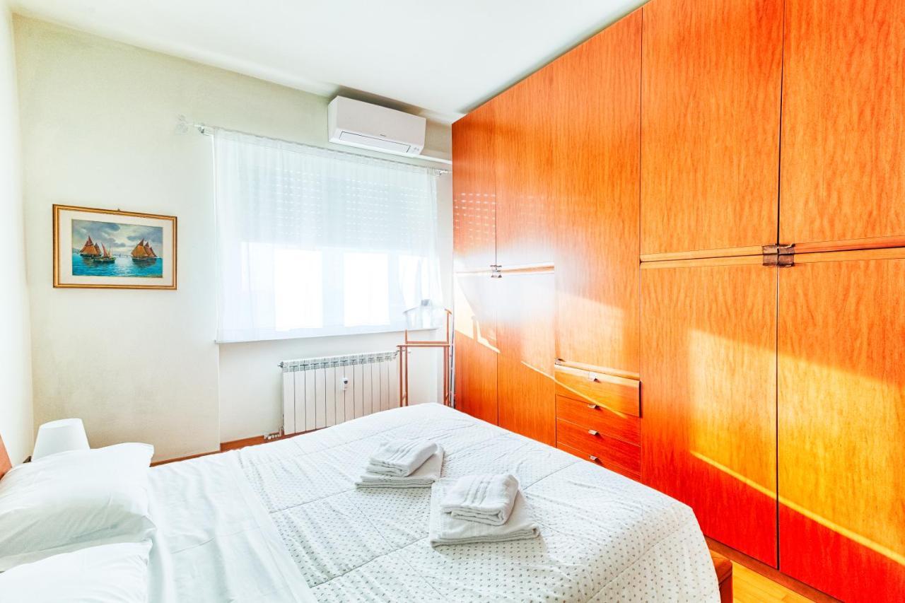 Ressmann 1 - 10 Min From Teatro Rossetti Apartment Триест Екстериор снимка