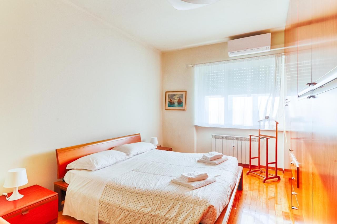 Ressmann 1 - 10 Min From Teatro Rossetti Apartment Триест Екстериор снимка